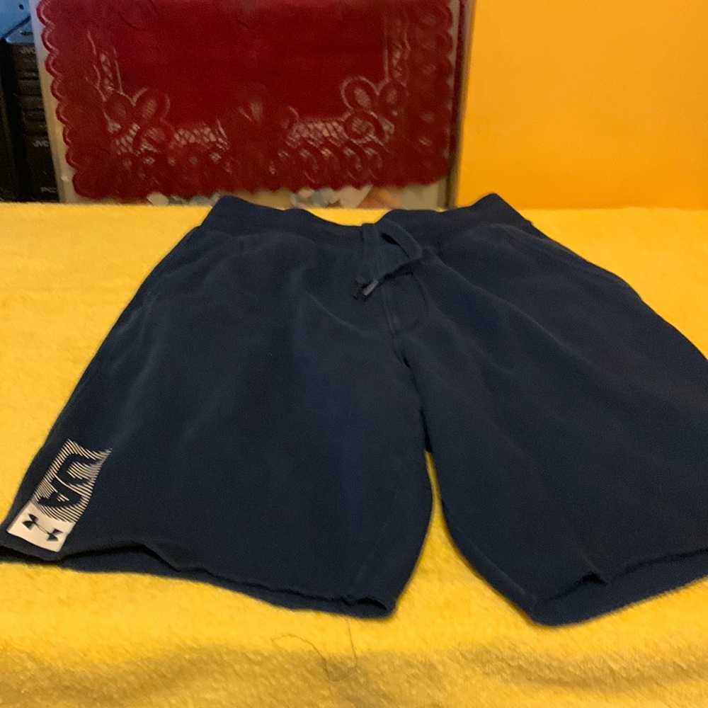 Armour Shorts Pants size Sm/P/CH color Dark Blue